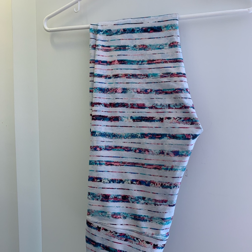 LULULEMON IVIVA LEGGINGS!!